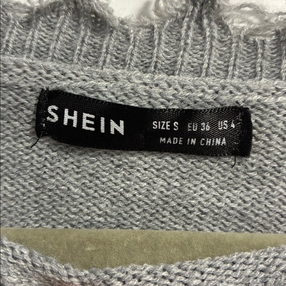 SHEIN Oversized Frayed Hem Gray Star Sweater -size S - Picture 3 of 8